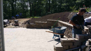 Hardscaping - Building retaining wall for patio
